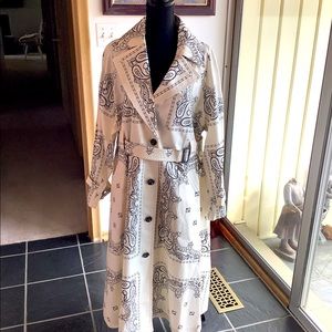 Ladies light weight coat